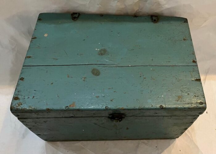 1940s upstate new york rustic primitive blue farm storage box metal hardware 0864