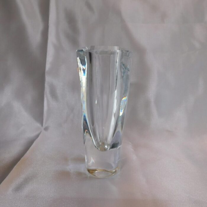 1970s orrefors signed thick crystal vase with etched flower 6445