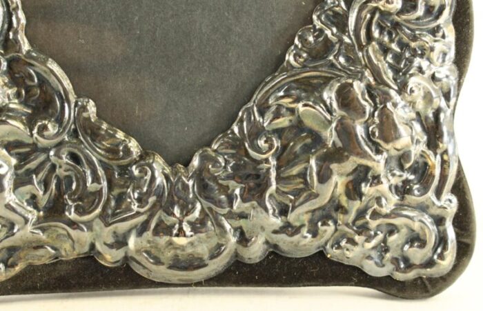 1970s silver repousse picture photo frame belle epoque rococo taste heart shape 6659