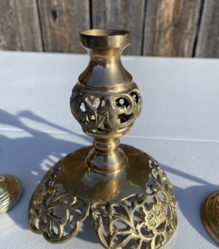 1970s-vintage-brass-candlesticks-set-of-5-6519.jpg