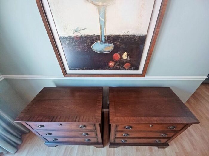 1990s a pair of mahogany nightstands chest of drawers by henredon 2511