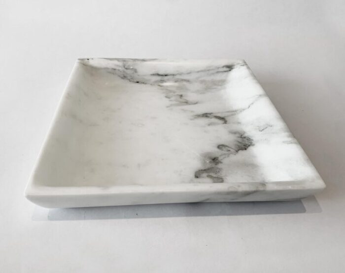 a marble tray by morfosi 2