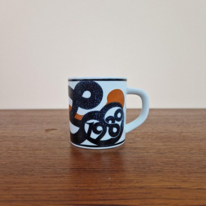 annual mug by anne marie trolle for royal copenhagen 1980s 1