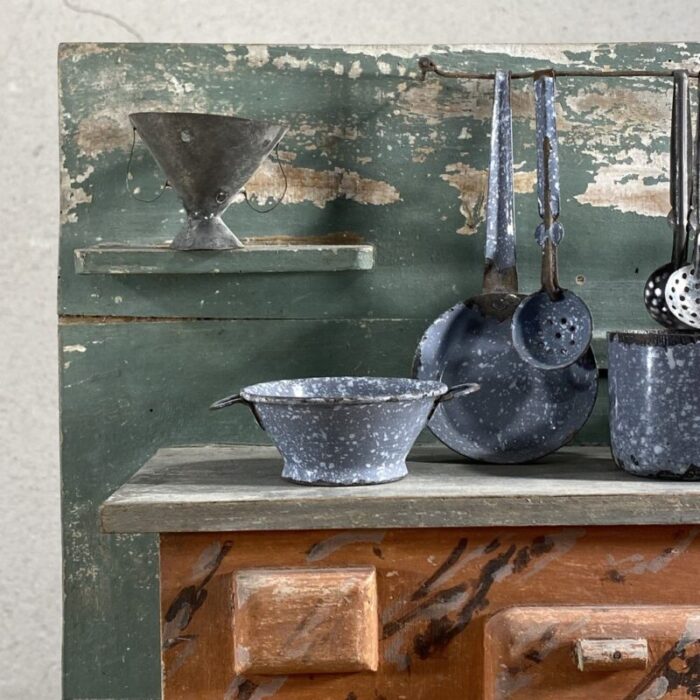 antique toy kitchen in stuccoed and polychrome wood 19th century 7