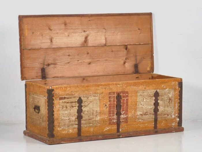 antique wood trunk 1890s 3