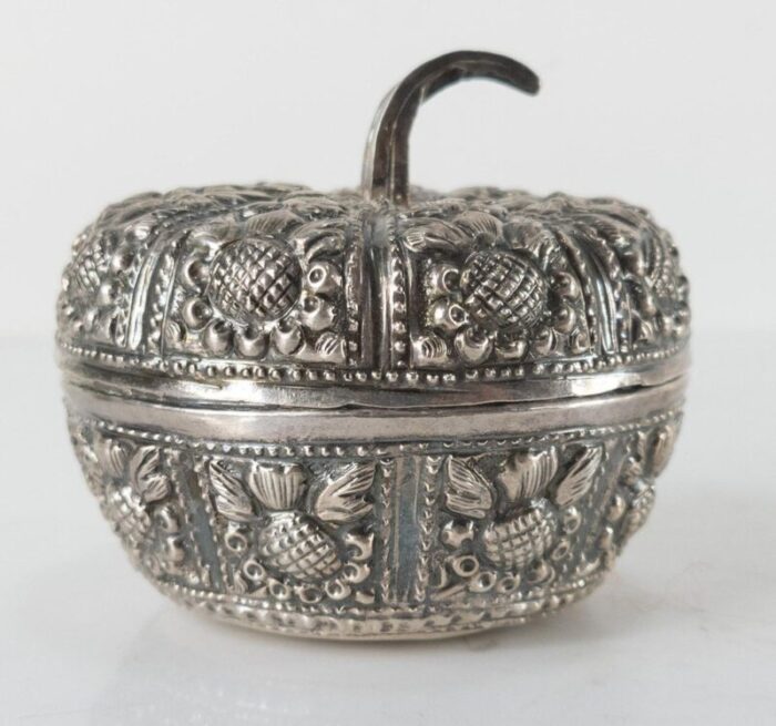 asian repousse silver betel nut box 4