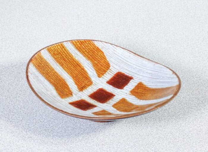 bowl in the enamelled copper 1