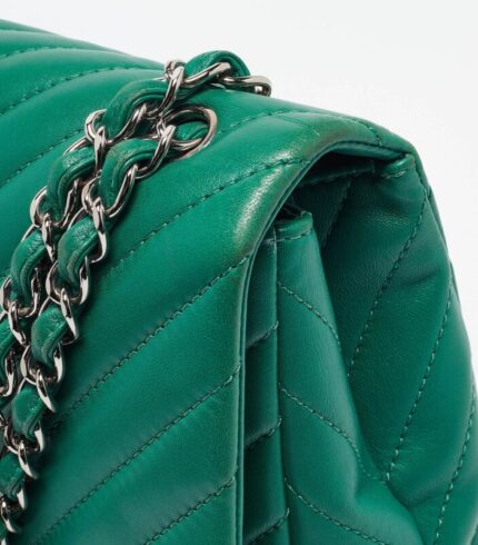 chanel-green-chevron-leather-maxi-classic-single-flap-bag-3100.jpg