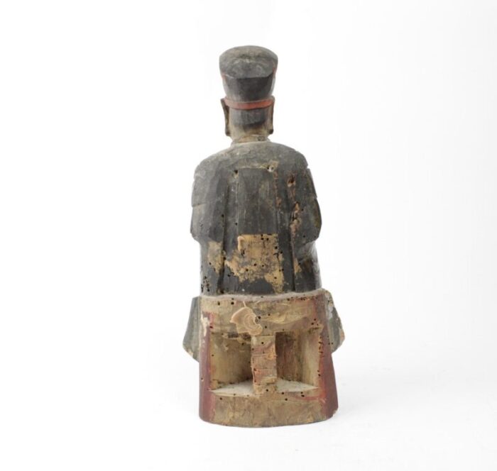 chinese figure of learned man 17th or 18th century 4