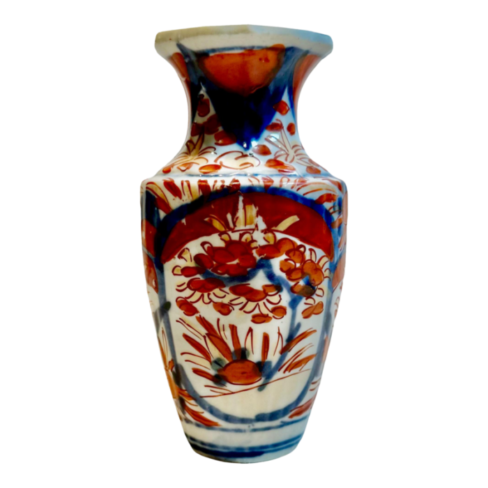 early 19th century imari vase 8381