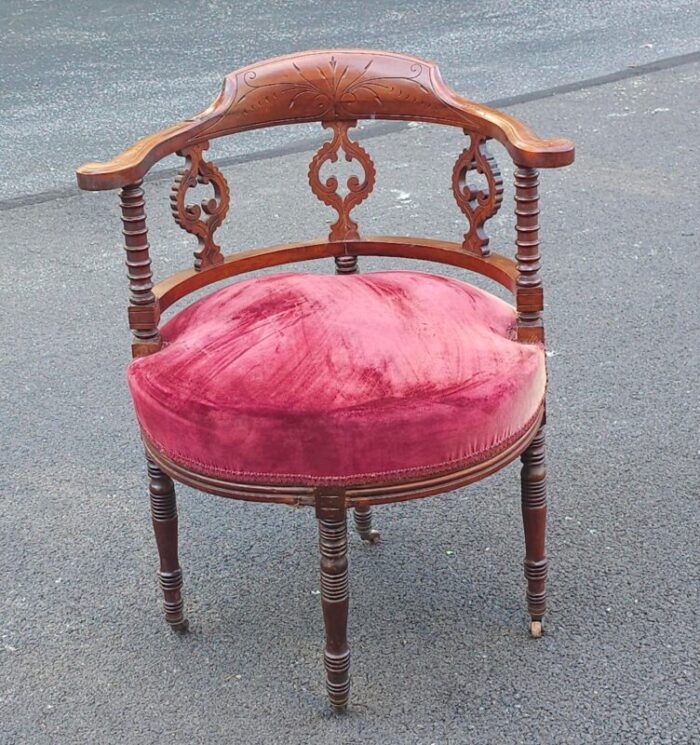 early 20th c victorian mahogany and upholstered corner barel chair 7417