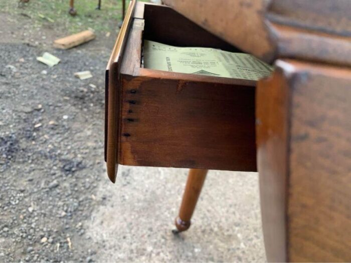 early 20th century antique federal style mahogany drop leaf side table on casters 3132