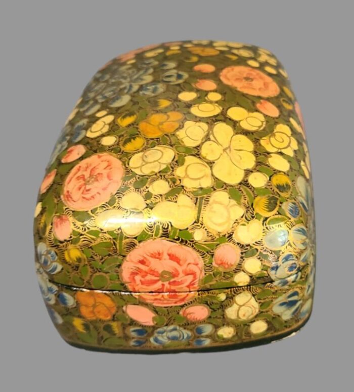 early 20th century vintage kashmir hand painted floral papier mache lacquered domed box 5110