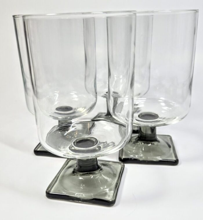 grey square footed goblets set of four 9448