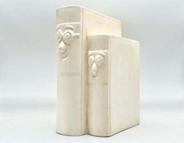 happy book bookend from gilde handwerk 1970s 2