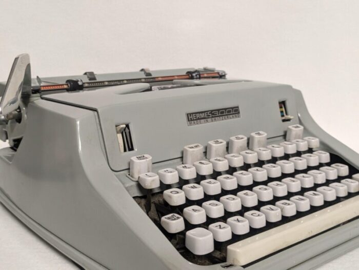 hermes 3000 portable typewriter 2956