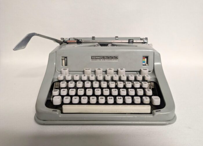 hermes 3000 portable typewriter 9024