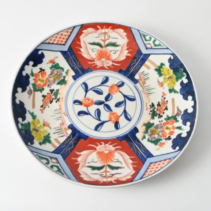 large japanese imari porcelain charger plate 1890s 3