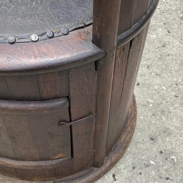 late 1800s barrel chair 3668