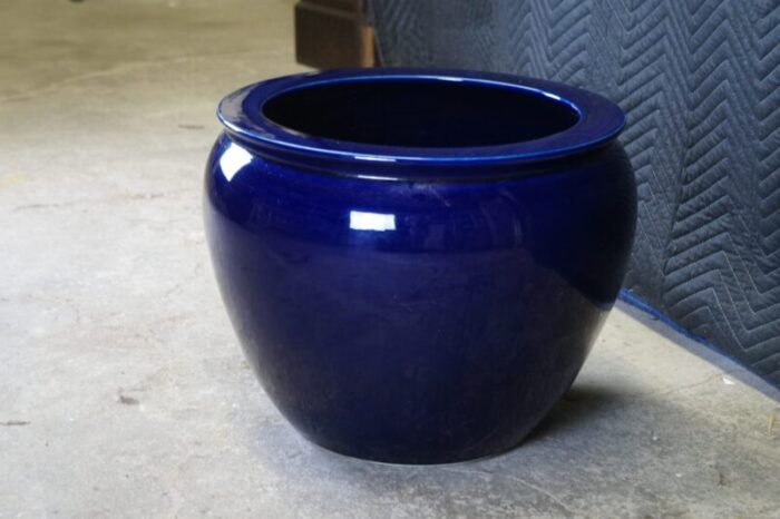 late 20th century large cobalt blue glazed ceramic pottery planter jardiniere pot cachepot 2760