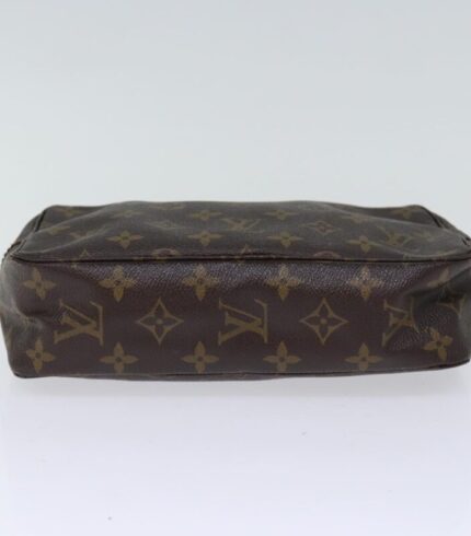 louis-vuitton-monogram-trousse-toilette-23-clutch-bag-m47524-lv-auth-fm3379-9829.jpg