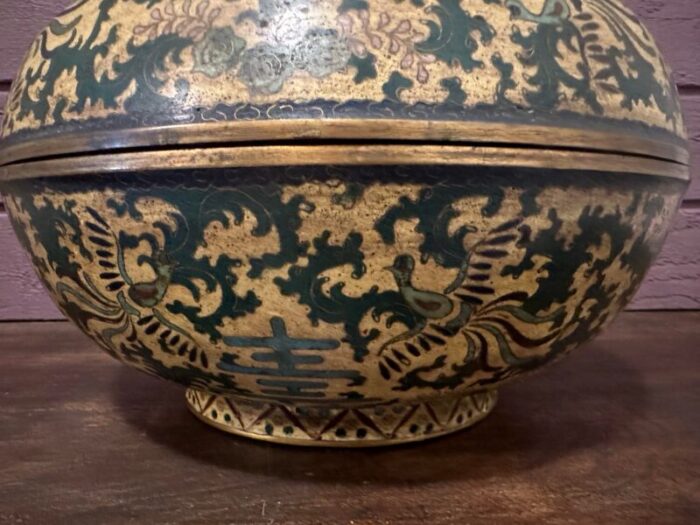 mid 19th century chinese cloisonne lidded bowl with a dragon 2136