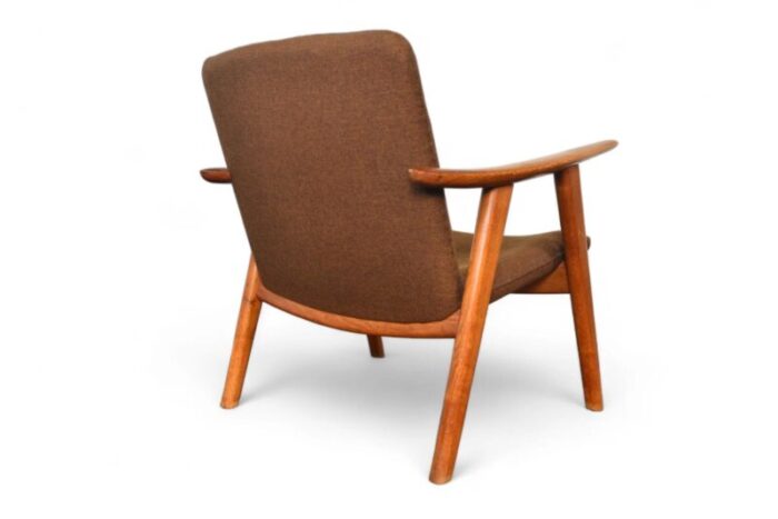 mid 20th century hans wegner jh517 buck lounge chair in oak 2878