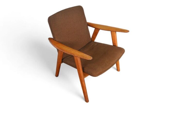 mid 20th century hans wegner jh517 buck lounge chair in oak 2972