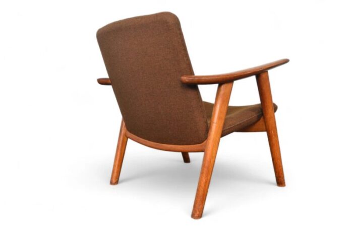 mid 20th century hans wegner jh517 buck lounge chair in oak 5982