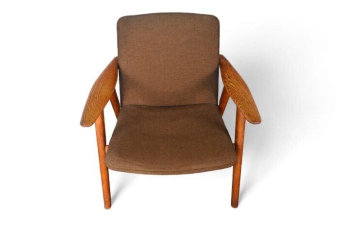 mid 20th century hans wegner jh517 buck lounge chair in oak 8579