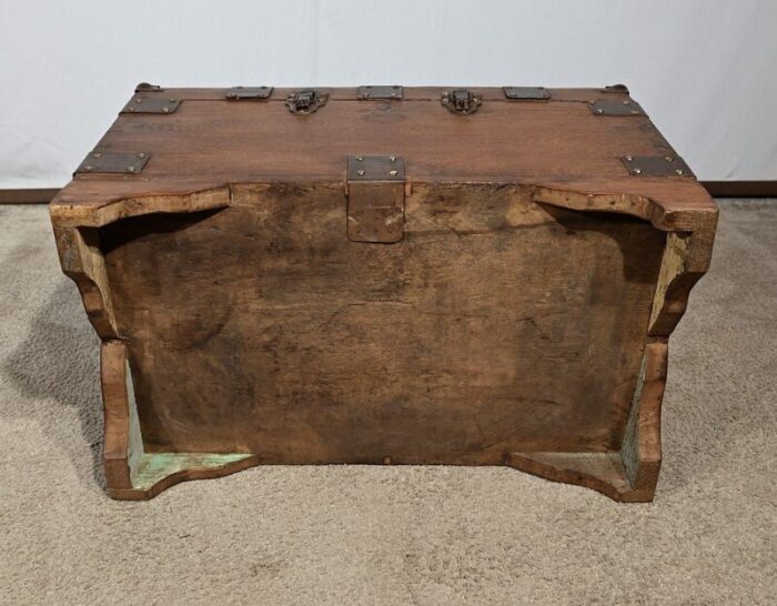 naval trunk in teak late 19th century 17