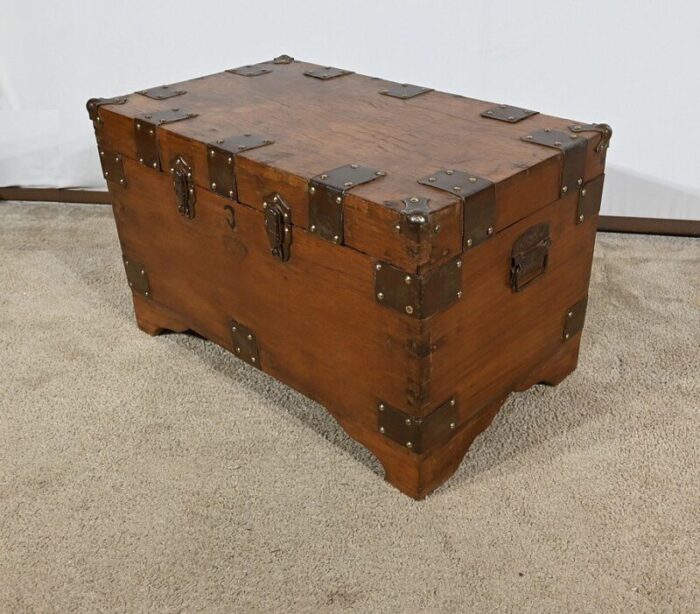 naval trunk in teak late 19th century 2