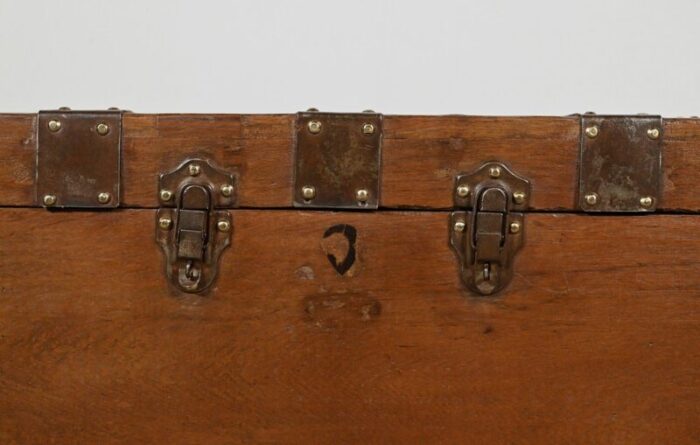 naval trunk in teak late 19th century 9