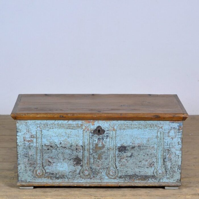 pine wedding chest 1880s 3