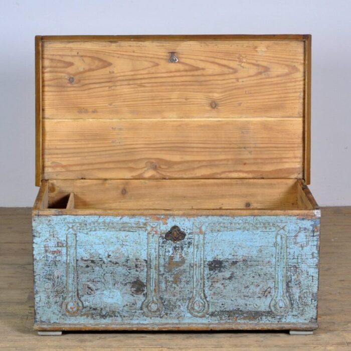 pine wedding chest 1880s 4