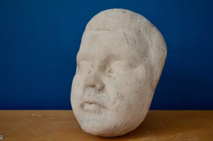 plaster mask of child s face france 1924 3