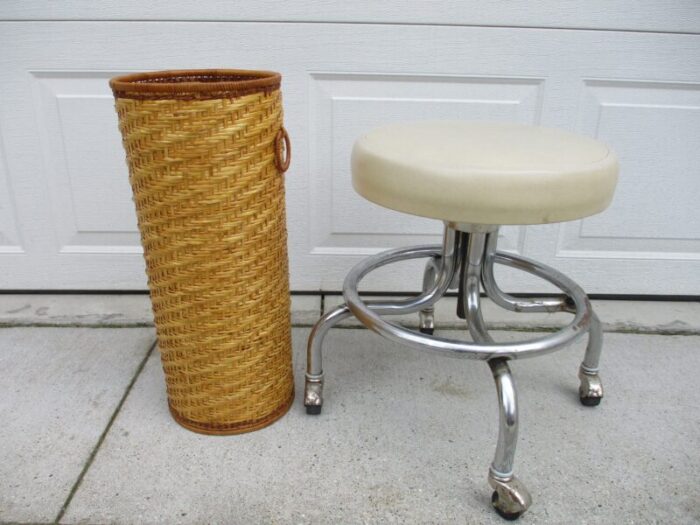 rattan and grass reed umbrella stand 8574