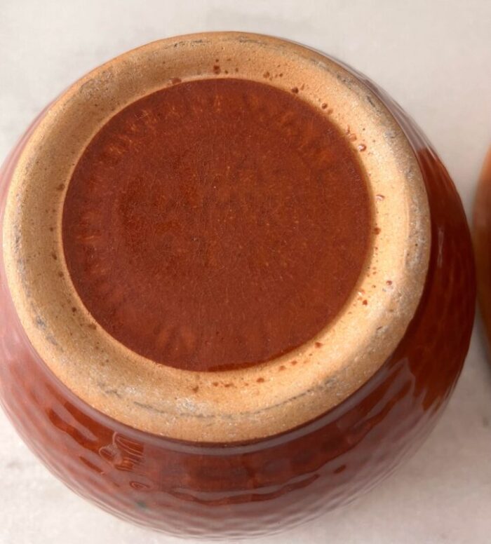 set of 2 vintage nesting brown bowls by watt pottery made in usa 5012