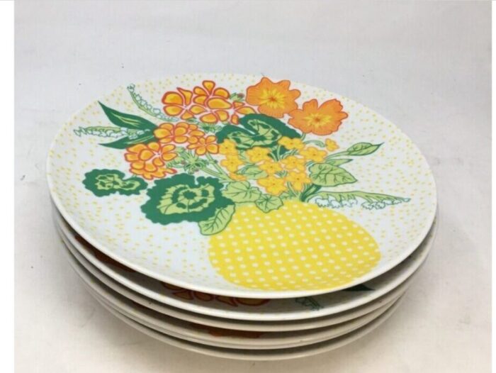 set of 6 porcelain luncheon plates by gloria vanderbilt for sigma japan circa 1970s 6169