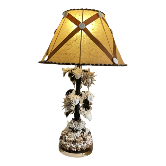 shellart lamp with shade 3851