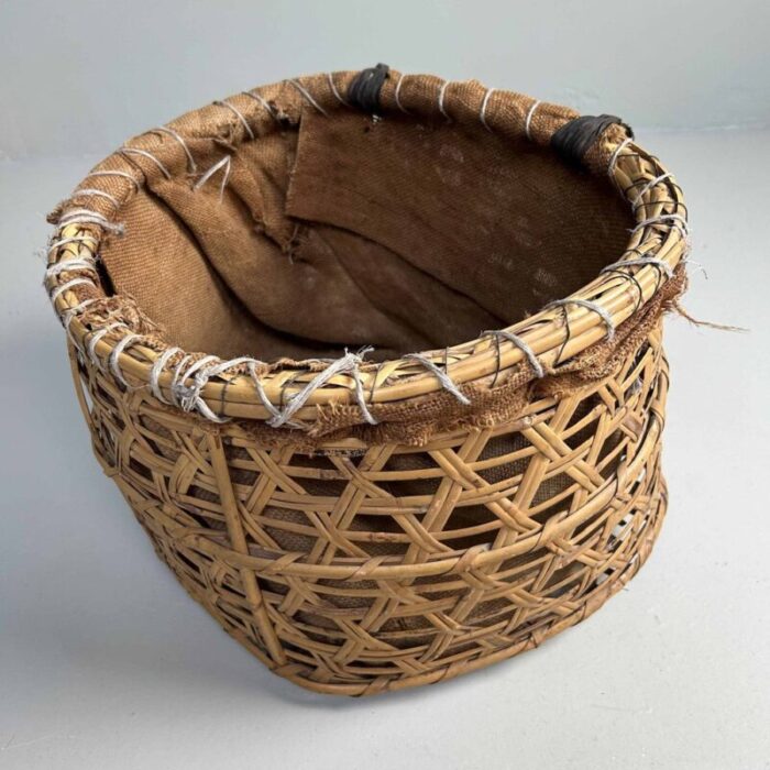 showa period japanese bamboo harvest basket 1960s 6