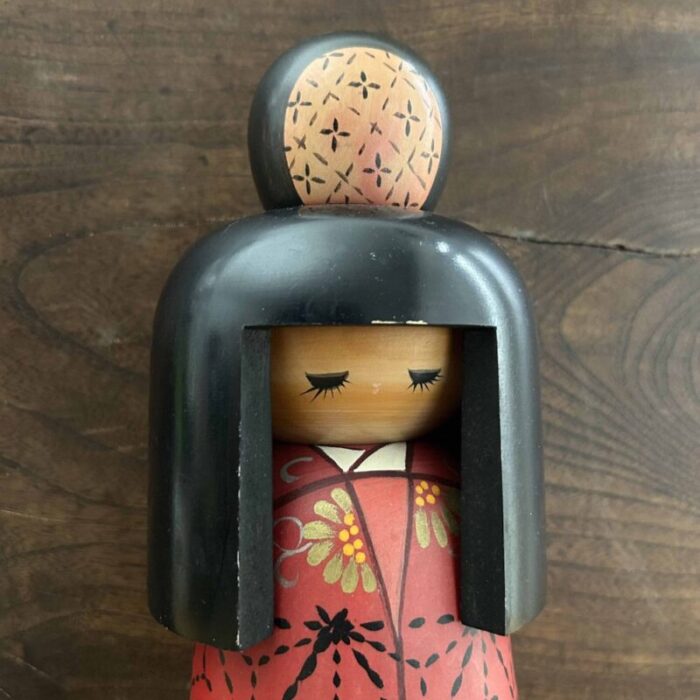 sosaku kokeshi doll by kazuo takamizawa japan 1970s 2