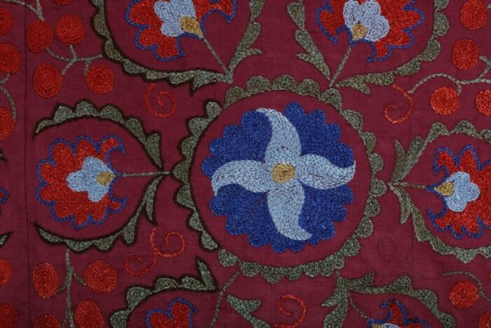 uzbek suzani tapestry in silk with embroidery 9