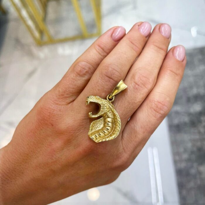 vintage 14k yellow gold cobra snake pendant 7969