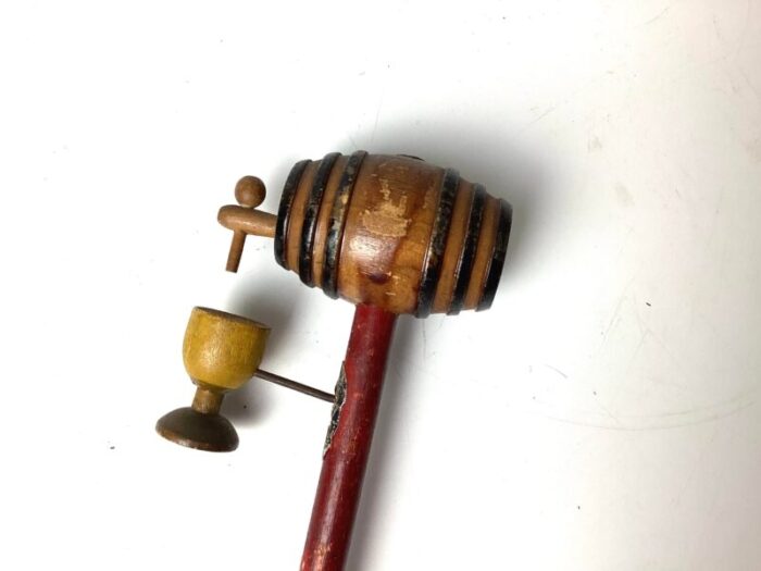 vintage 1933 worlds fair walking stick with beer barrel handle and cup 2382