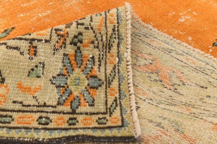 vintage area rug in wool 10