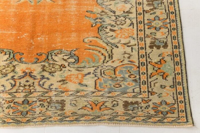 vintage area rug in wool 9