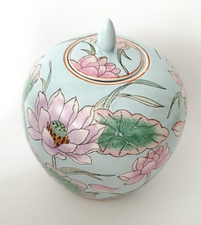 vintage chinese light blue turquoise porcelain ceramic ginger jar with lotus flowers and lily pads 2162