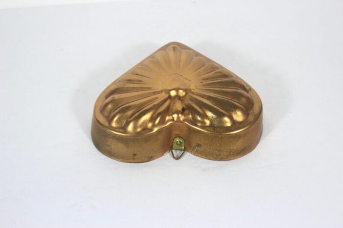 vintage copper heart mold 4248