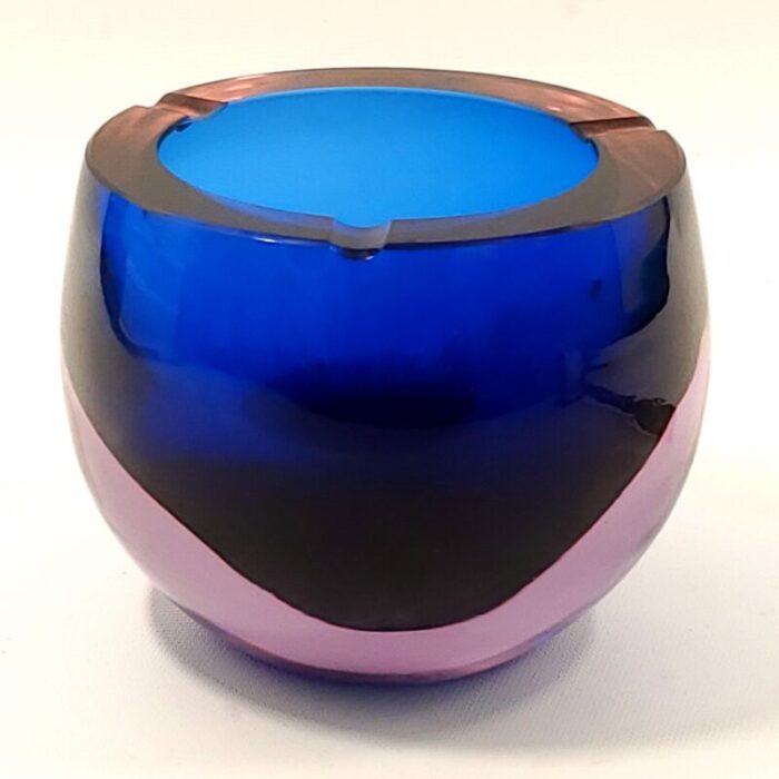 vintage murano glass geode bowl ashtray designed by antonio da ros with blue and pink lavender alexandrite sommerso 2983